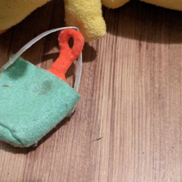 Warner Brothers Tweety Bird Plush Beach Theme Shovel Bucket Hat Beach Ball 10” - Picture 9 of 9